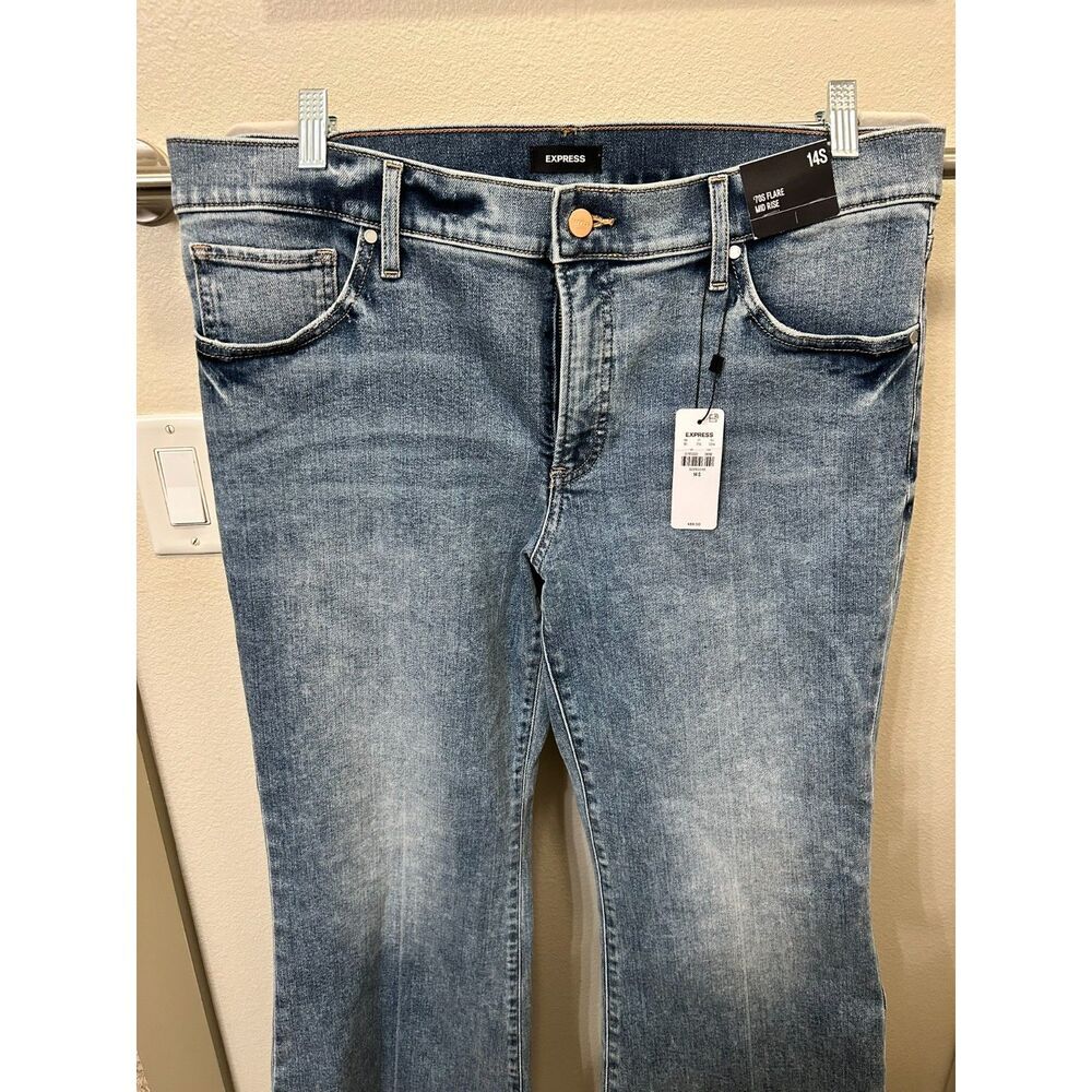 Express Mid Rise Raw Hem 70's Flare Jeans Size 14S | 29.5" Inseam